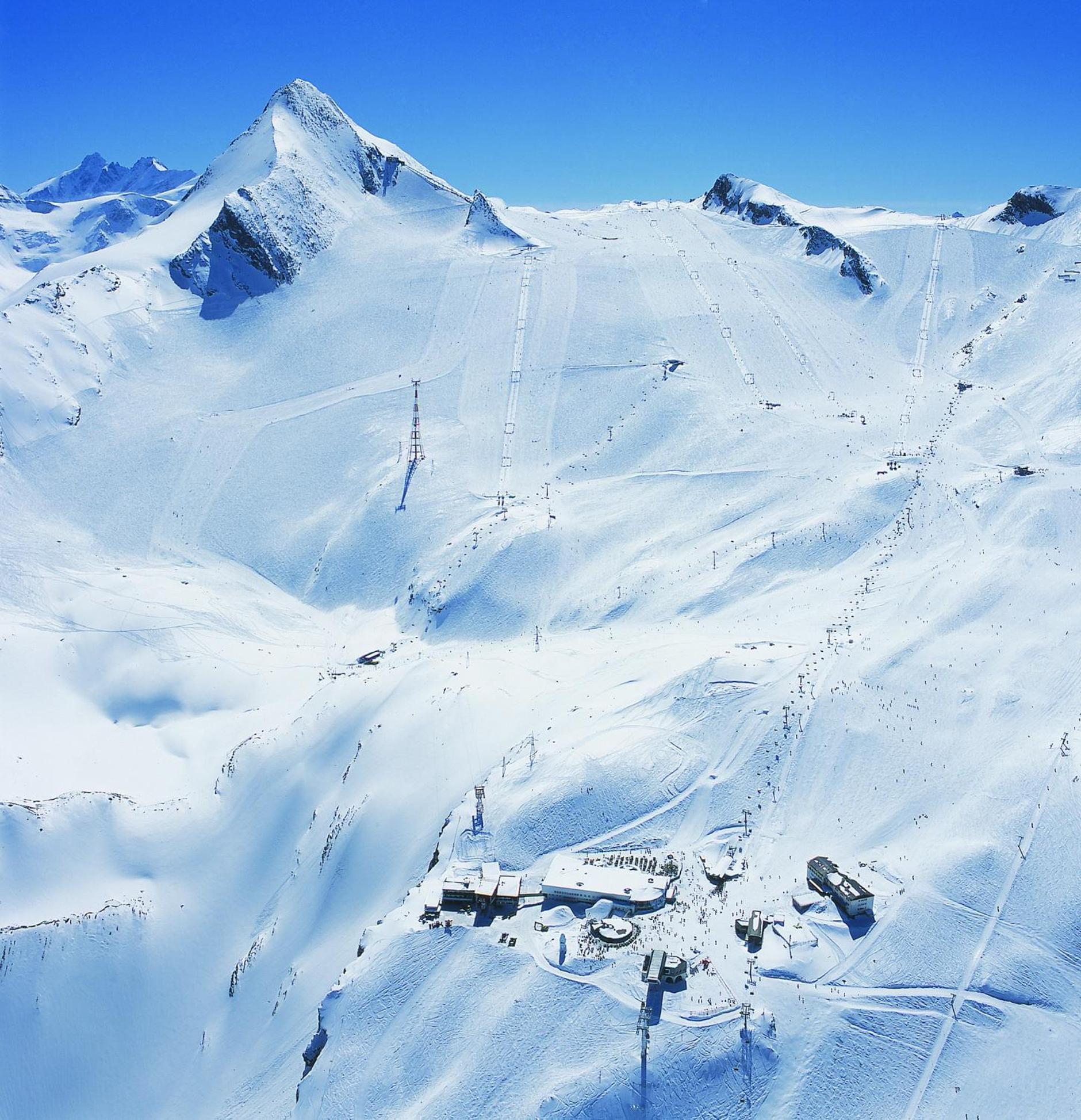 Hotel Gasthof Kroell - Inkl Nationalpark-Karte, 1 X Grossglockner Hochalpenstrasse Kostenlos, 1X Gerlos Alpenstrasse Kostenlos, Krimmler Wasserfaelle Kostenlos, Verschiedene Bergbahnen Kostenlos, Badesee Kostenlos, Bus & Zug Kostenlos, Genusskueche, Niedernsill Luaran gambar